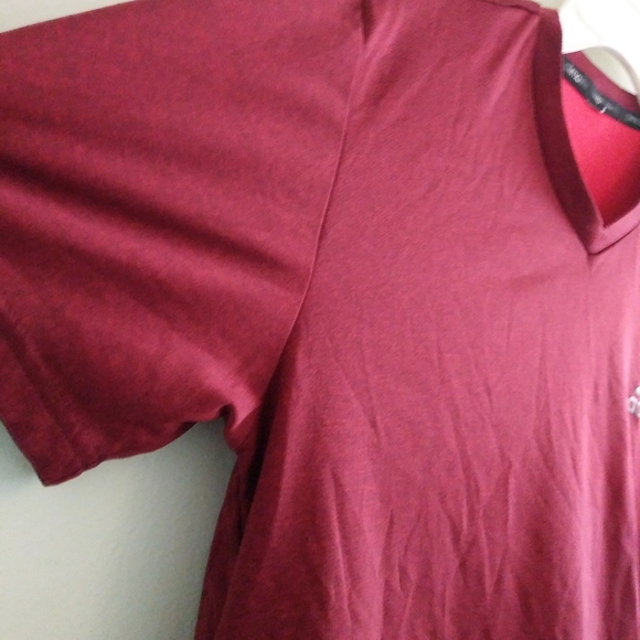 Adidas Red Activewear shirt - Picture 4 of 5